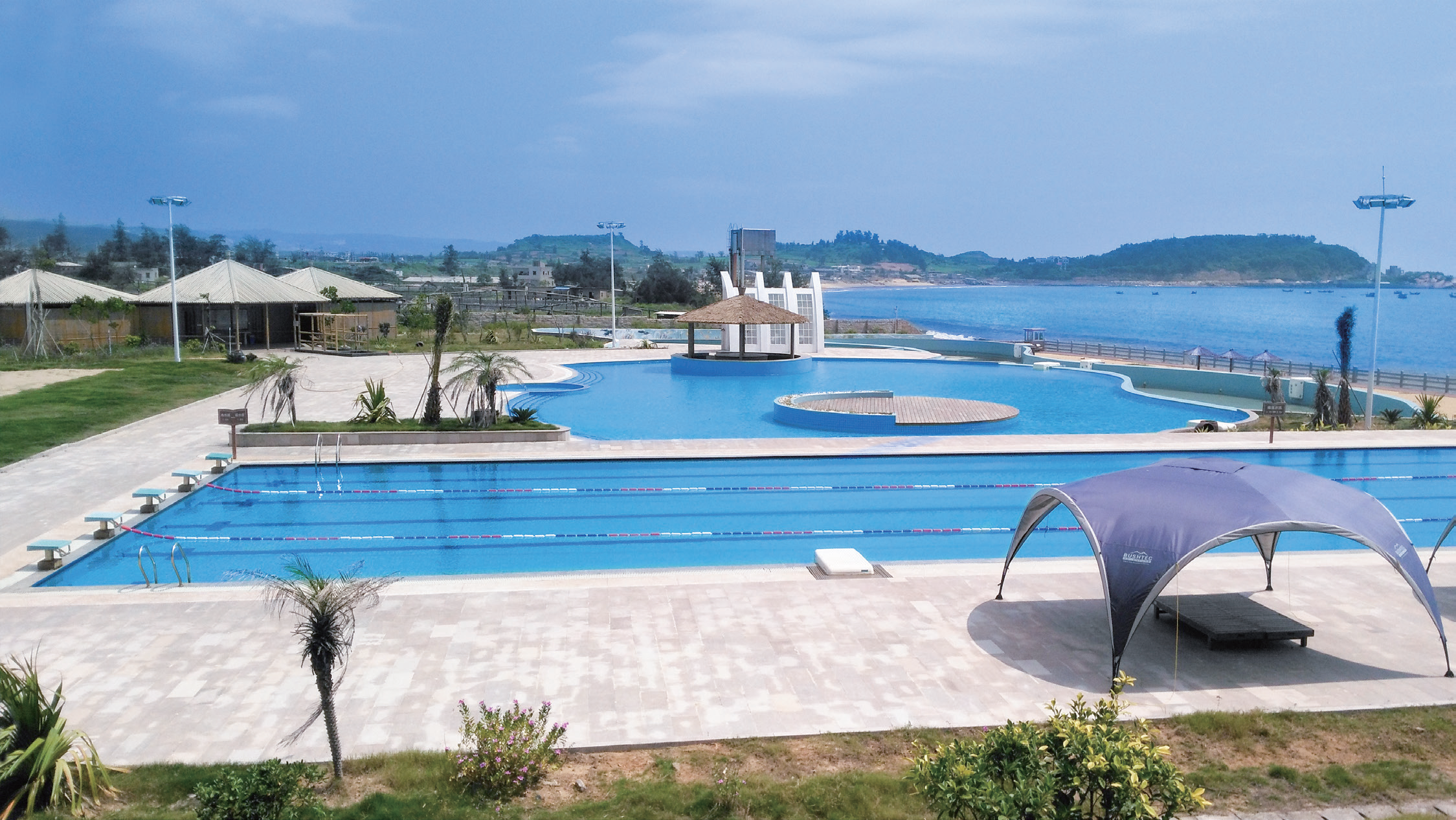 漳浦火山岛度假村泳池全景