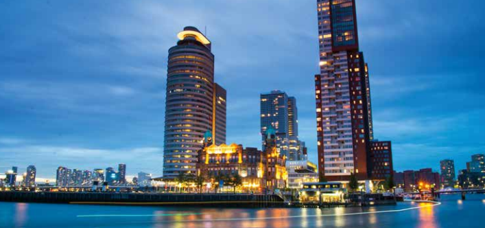 <b>富力丽思卡尔顿旅馆泳池刷新案例</b>