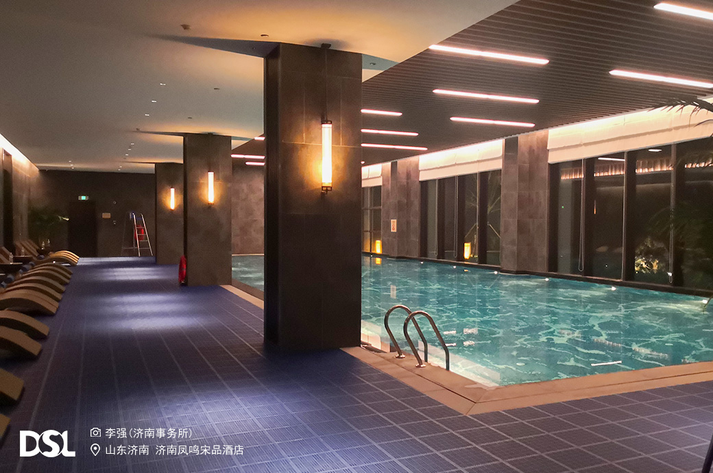 旅馆室内泳池