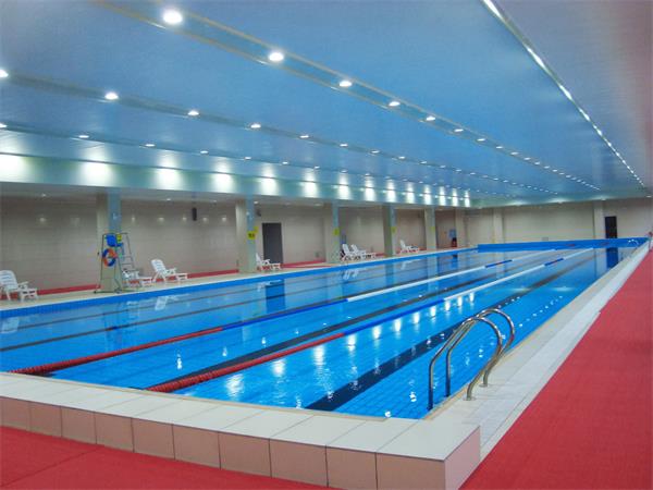 学校游泳池水质怎么处置惩罚更清洁？？？？