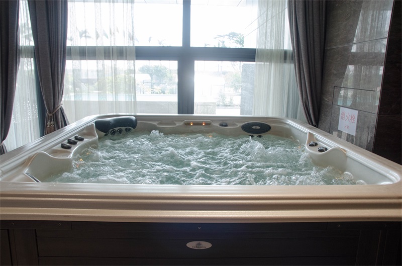 庄闲游戏SPA泳池,SPA泳池