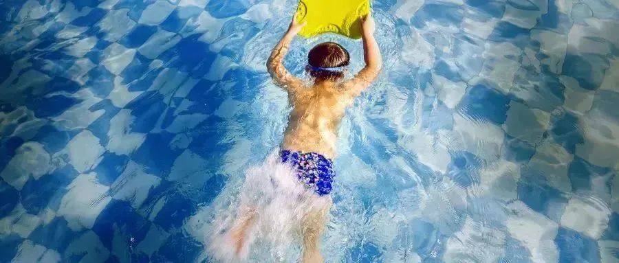 庄闲游戏集团受邀游泳进校园论坛