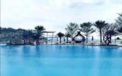 游泳池氯超标对人体有什么危险，，，，我们需要怎么解决？？