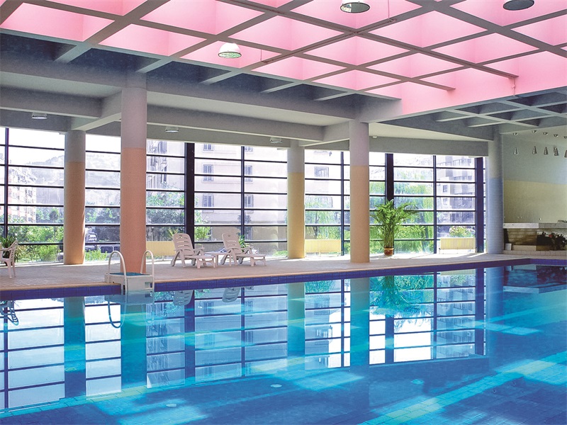 守护游泳池清静，，，，庄闲游戏为您提供专业泳池水质消毒指南！