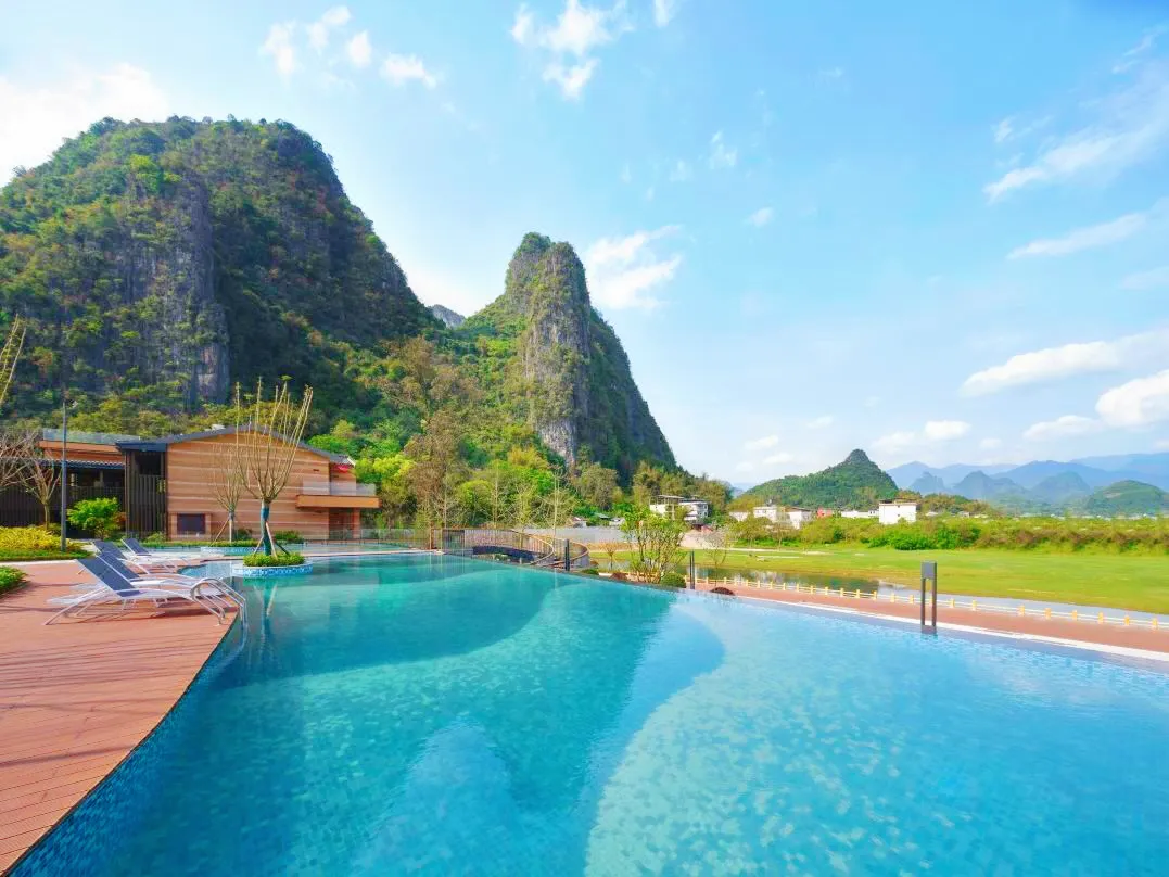 智能无线游泳池吸污机,游泳池吸污机,无线游泳池吸污机